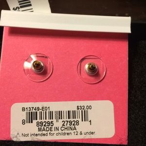 Betsey Johnson Jewelry - NWT Betsey Johnson starfish earrings Betsey Johnson Jewelry - NWT Betsey Johnson starfish earrings